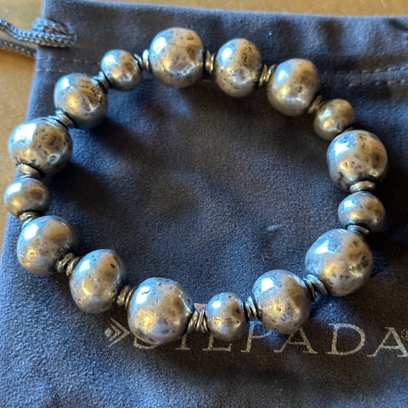 COPY - Silpada Atmospheric Oxidized stretch ball bead bracelet. - Picture 1 of 2